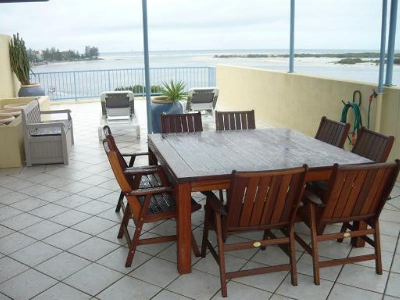 Sails Resort Golden Beach Caloundra Exterior photo