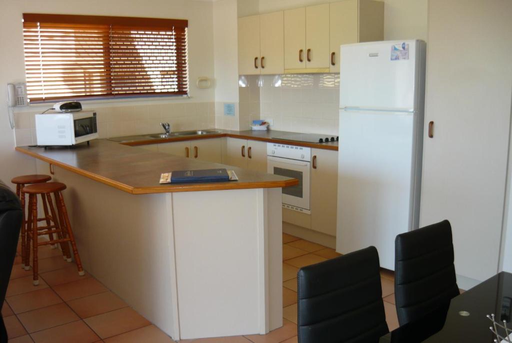 Sails Resort Golden Beach Caloundra Room photo