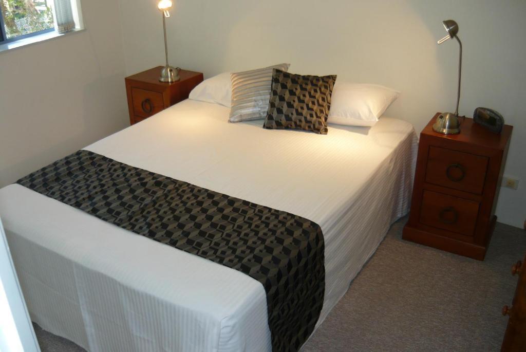 Sails Resort Golden Beach Caloundra Room photo