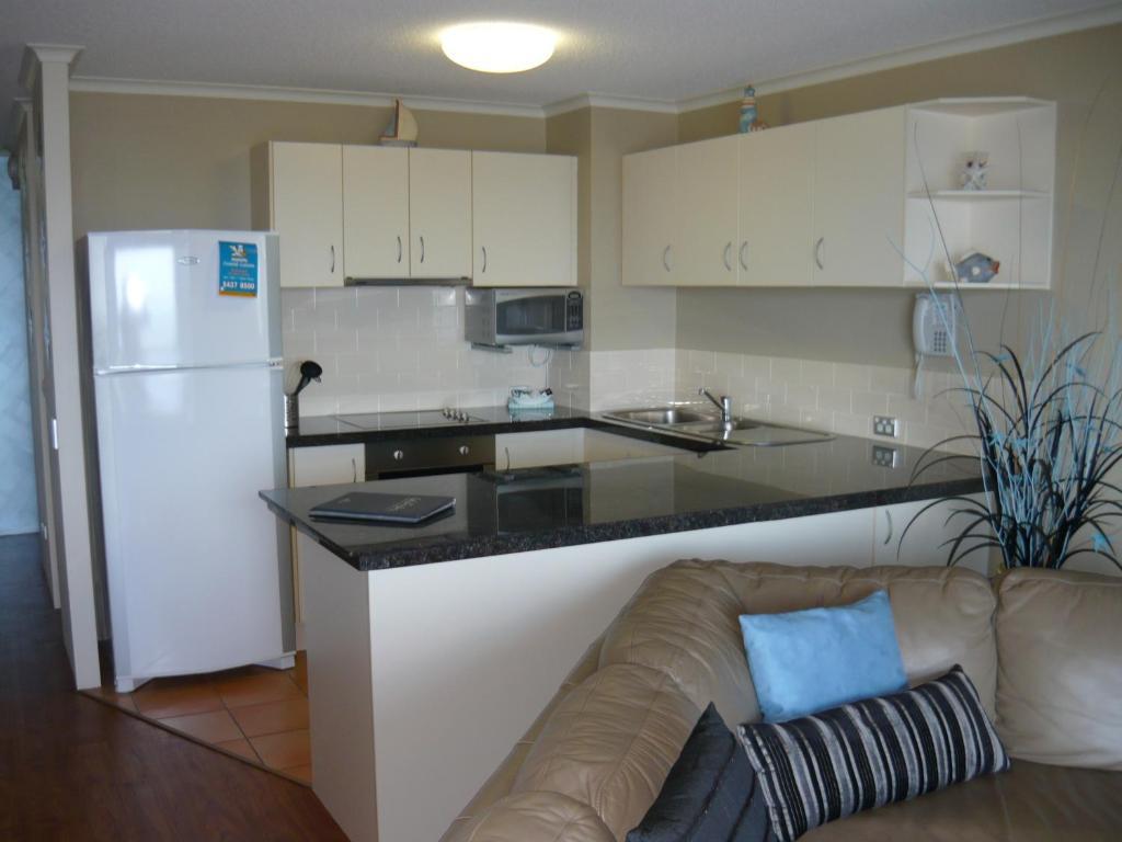 Sails Resort Golden Beach Caloundra Room photo