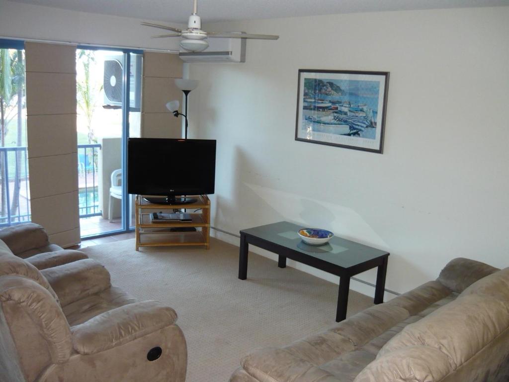 Sails Resort Golden Beach Caloundra Room photo